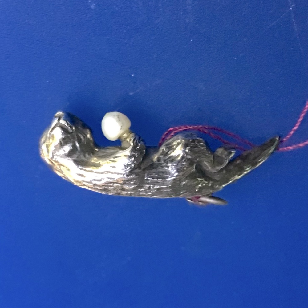 Sterling Silver Otter Pin with Pearl Accent
